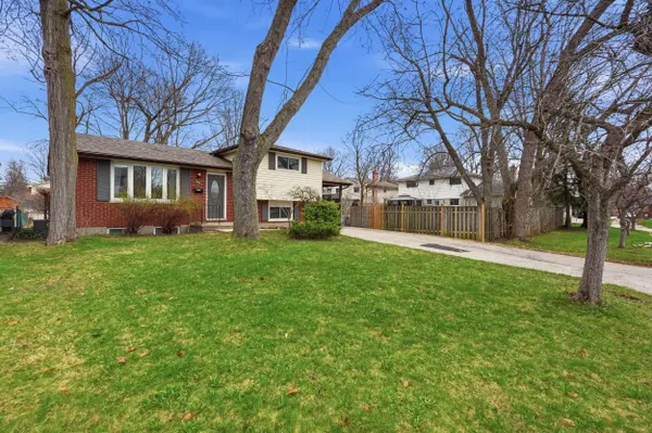 159 Estella CT, London South, ON N6J 3C5