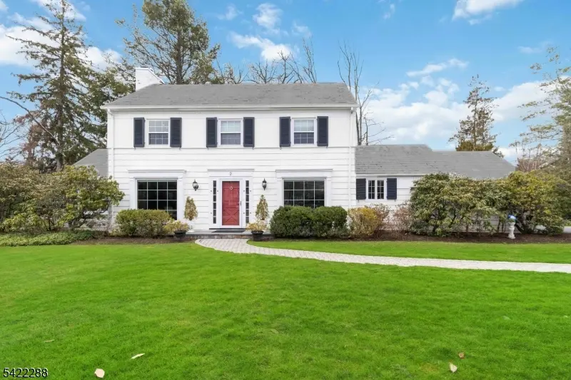 2 Beechwood Dr, Morris Twp., NJ 07960