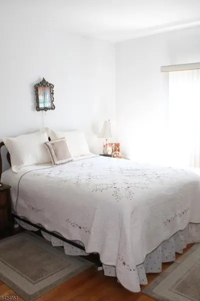 79 Nagle St, Paterson City, NJ 07501