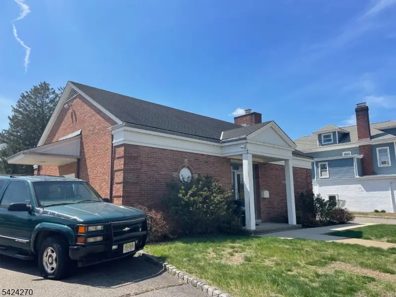 75 E Main St, Rockaway Boro, NJ 07866