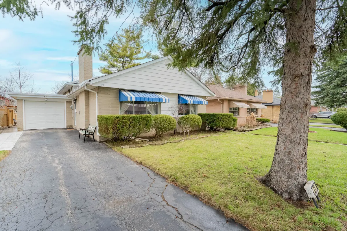 21 Barford RD, Toronto W10, ON M9W 4H3