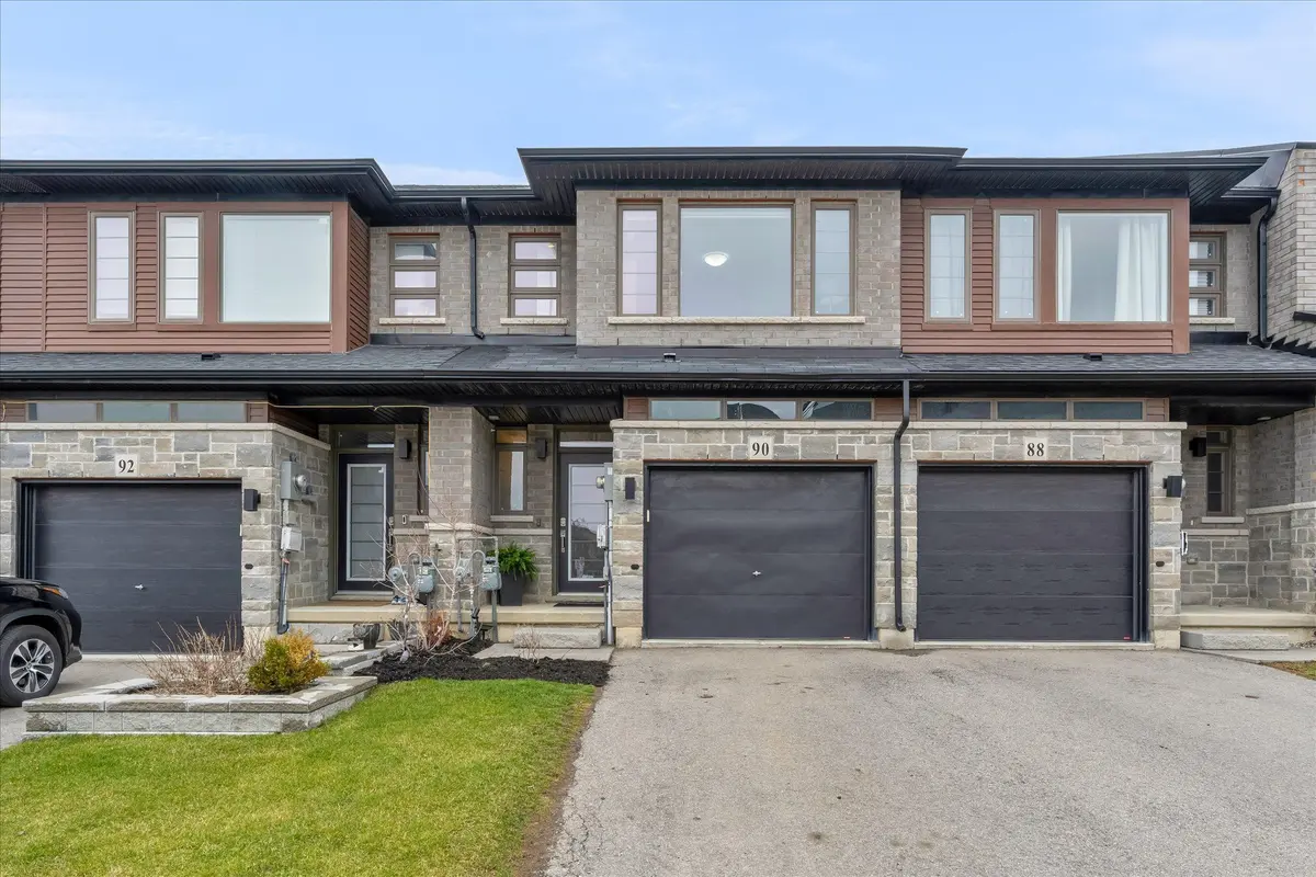 90 Soho ST, Hamilton, ON L8J 0L4