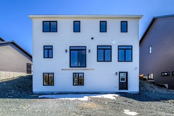 14 Blarney Stone Place, Paradise, NL A1L 4N1