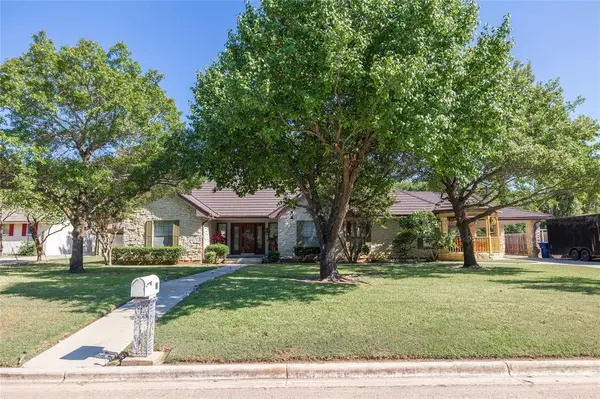 714 Quail Run, Brownwood, TX 76801