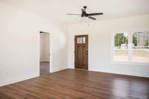 10606 Leesville RD, Lynch Station, VA 24571