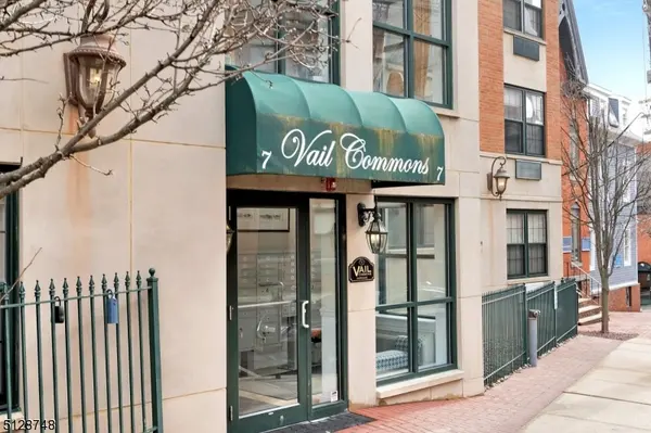 7 Prospect St #303, Morristown Town, NJ 07960