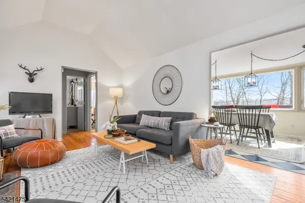 2109 Lakeside Dr, Vernon Twp., NJ 07422