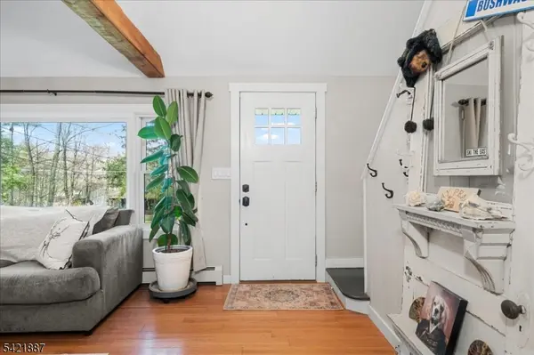 426 E Lake Shore Dr, Vernon Twp., NJ 07422