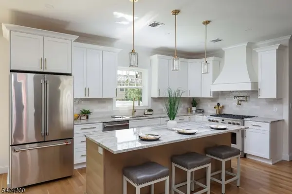 2274 Lyde Pl, Scotch Plains Twp., NJ 07076