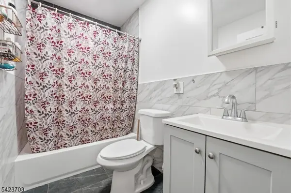 63 Linden Ave, Irvington Twp., NJ 07111