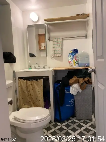 38 Delancy St #3, Newark City, NJ 07105