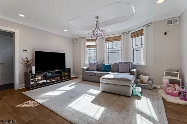 109 Willow Ave, Garwood Boro, NJ 07027