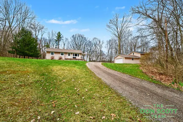 2589 Rector AVE NE, Algoma Twp, MI 49341