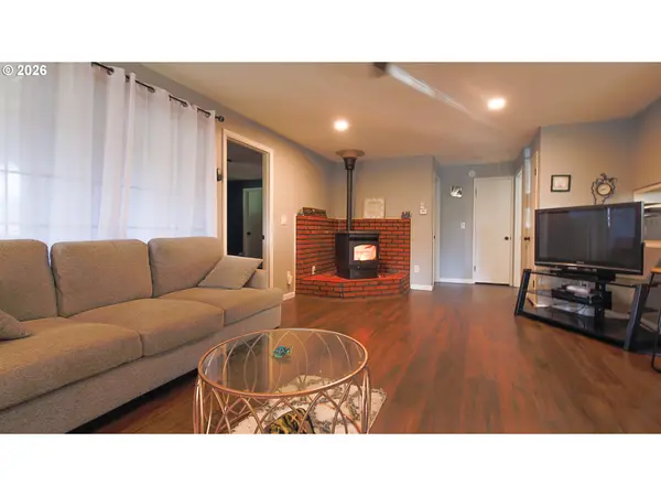 63513 SHORE EDGE DR, Charleston, OR 97420