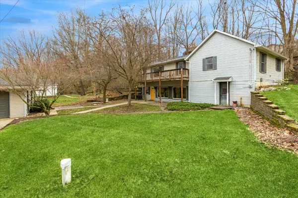 5901 Carmody RD, Coloma Twp, MI 49038