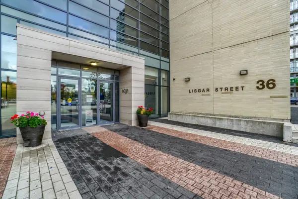 36 Lisgar ST #728 W, Toronto C01, ON M6J 0C7