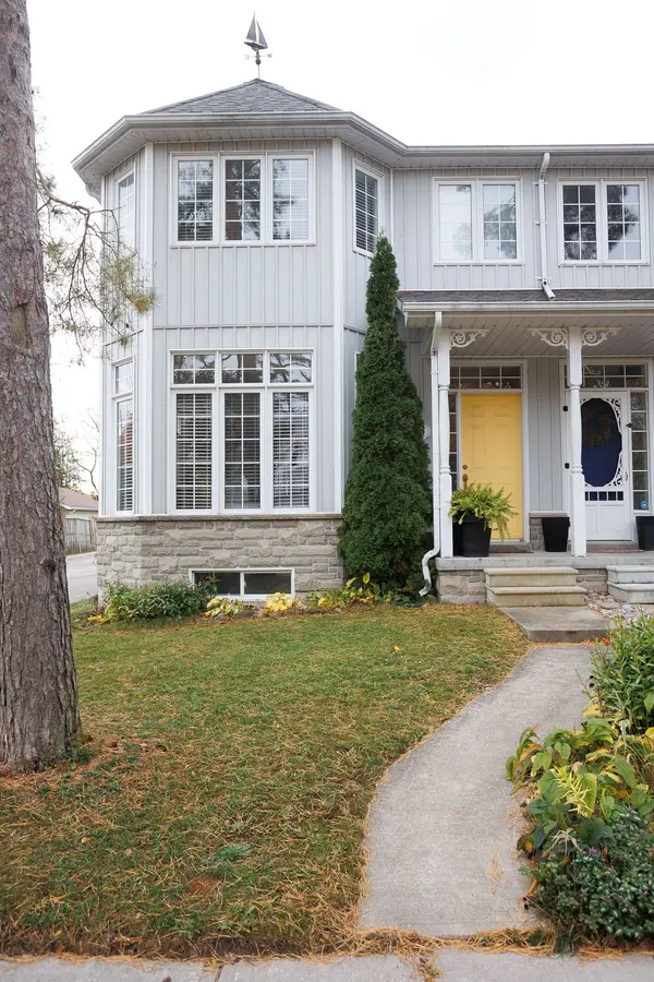 983 Lake DR E, Georgina, ON L0E 1L0