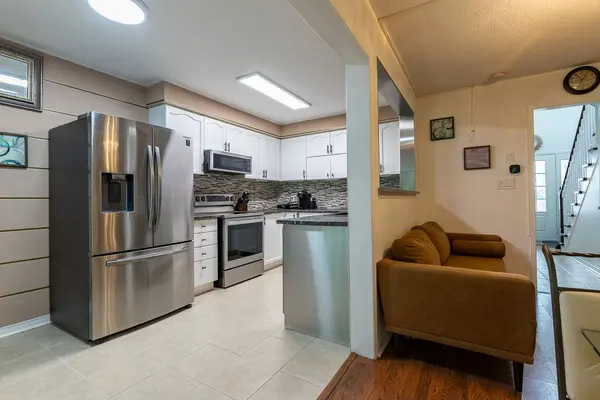 65 West Park AVE, Bradford West Gwillimbury, ON L3Z 0A7