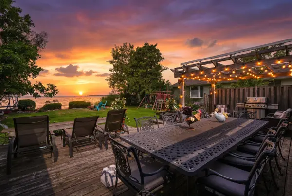 76 Mcrae Beach RD, Georgina, ON L0E 1N0