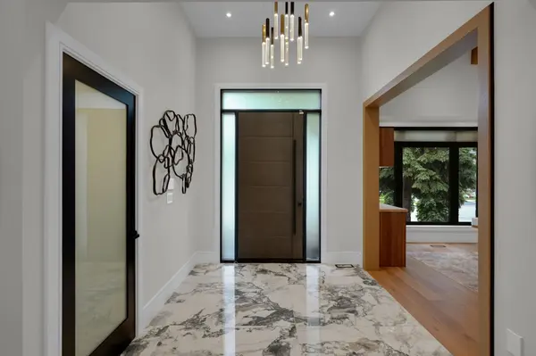 19 Polo CRES, Vaughan, ON L4L 8W6