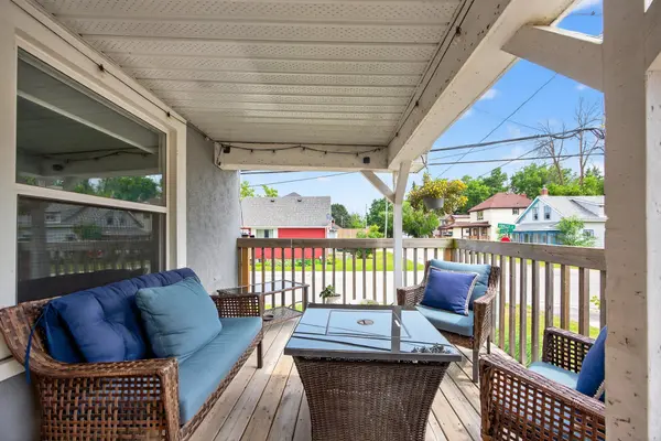 120 DUNLOP ST, Orillia, ON L3V 5P4