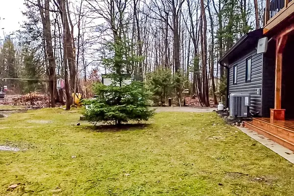 39 Becketts Side Road, Tay, ON L0K 2C0