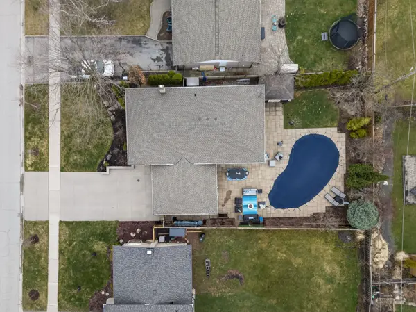 316 Silvana CRES, Burlington, ON L7L 2W1