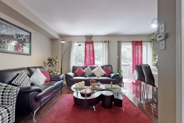 7360 Zinnia PL #162, Mississauga, ON L5W 2A1