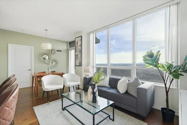 2240 Lake Shore BLVD W #3302, Toronto W06, ON M8V 0B1