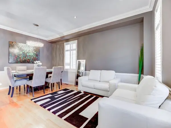 3652 Emery DR, Mississauga, ON L5M 7G8