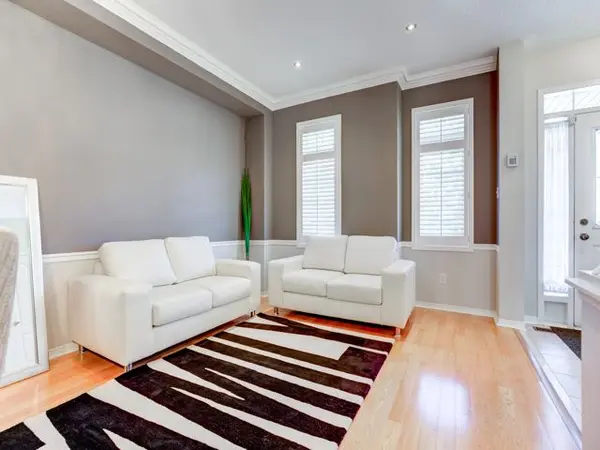 3652 Emery DR, Mississauga, ON L5M 7G8