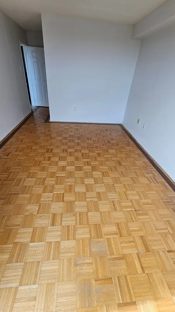 2155 Burnhamthorpe RD W #1103, Mississauga, ON L5L 5P4