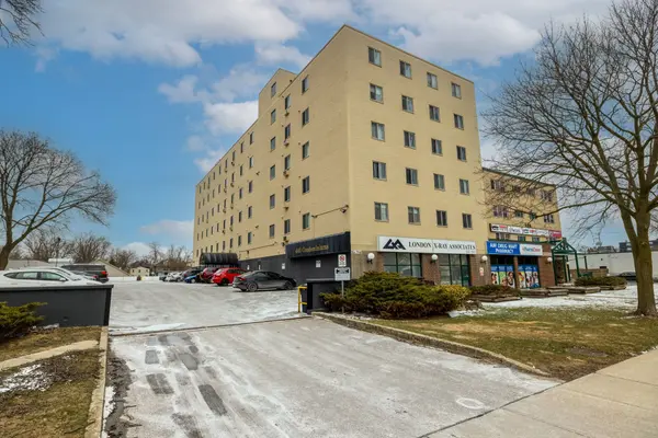 440 Central AVE #405, London East, ON N6B 2E5