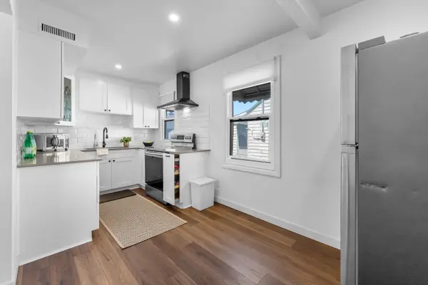 271 Crowland AVE, Welland, ON L3B 1X5