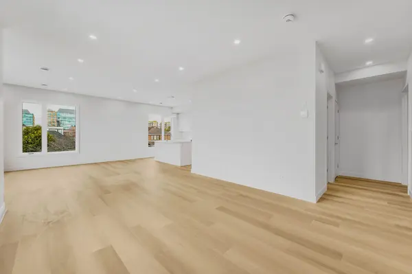 2 Caroline AVE #A, Tunneys Pasture And Ottawa West, ON K1Y 0S7