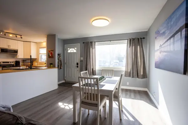 474 Queen ST, North Dundas, ON K0C 2K0