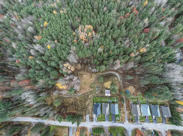 100 Chaffey Township RD, Huntsville, ON P1H 1C8