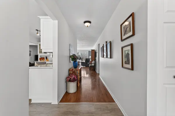 15 Abbey Dawn DR, Loyalist, ON K0H 1G0