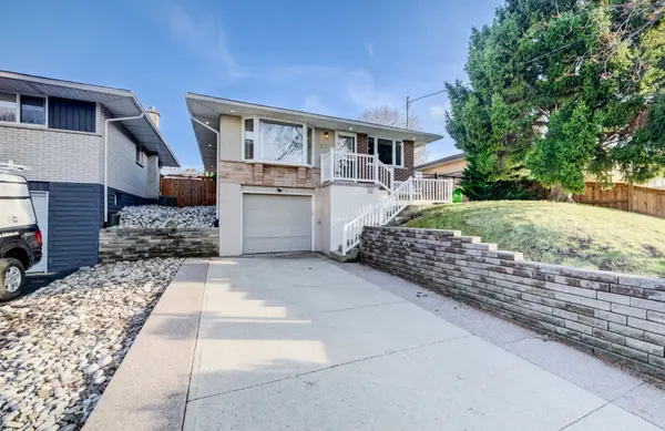 22 Duncairn AVE, Kitchener, ON N2M 4S4