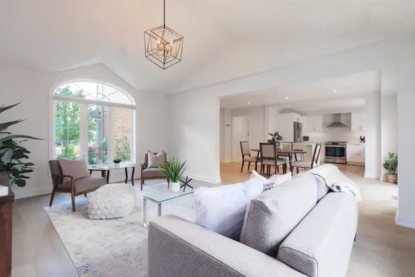 83 Benedict PL, Hamilton, ON L9A 0A4