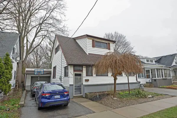 208 Edward ST, London South, ON N6C 3J2