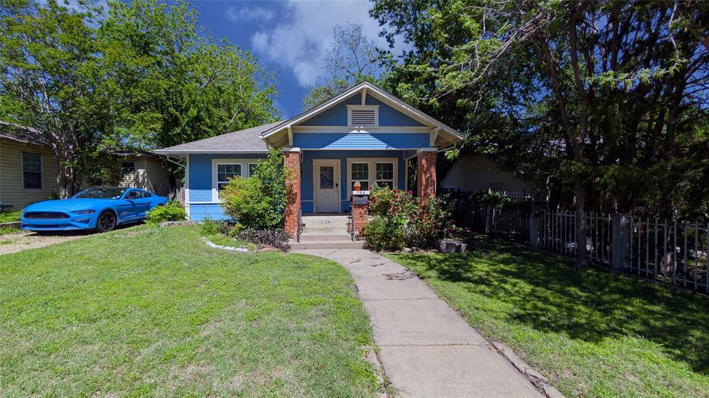 704 Cameron Avenue, Dallas, TX 75223