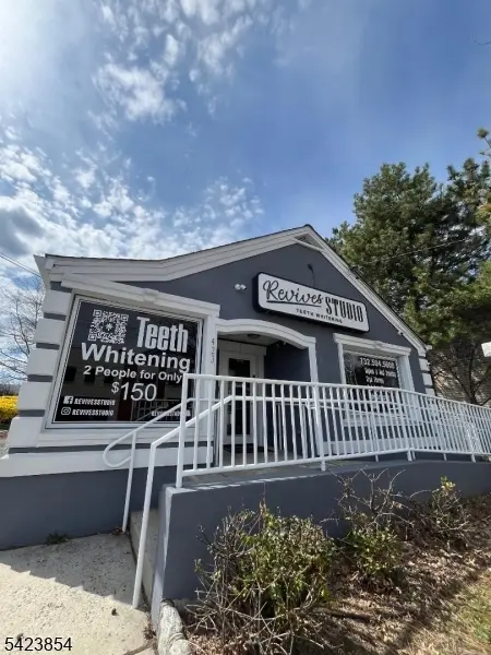 423 Amboy Ave, Woodbridge Twp., NJ 07095