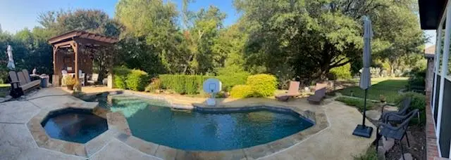 1924 Victoria Circle, Mckinney, TX 75072