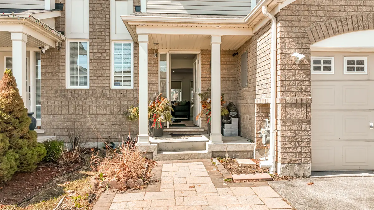 63 MICHIGAN AVE, Cambridge, ON N3C 0C8