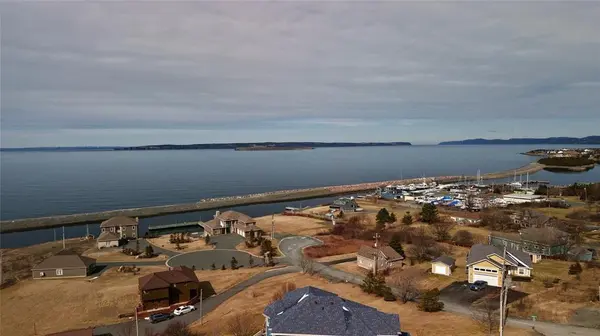 29 Stanleys Road, Conception Bay South, NL A1W5H9