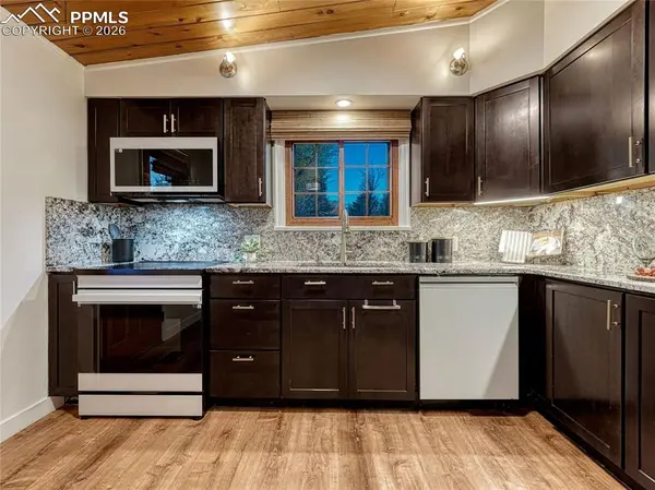 1321 W Abriendo AVE, Pueblo, CO 81004