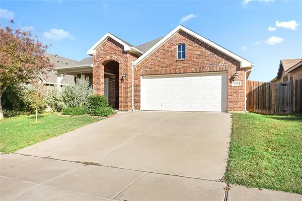 11917 Hassop Lane, Burleson, TX 76028