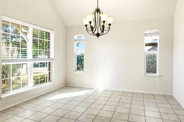 11917 Hassop Lane, Burleson, TX 76028