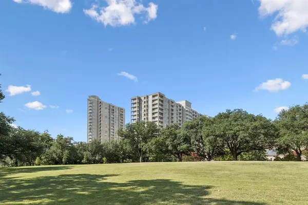3225 Turtle Creek Boulevard #142, Dallas, TX 75219